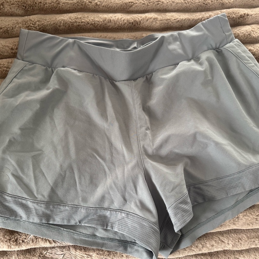 Under Armour Women's Gray Athletic Shorts